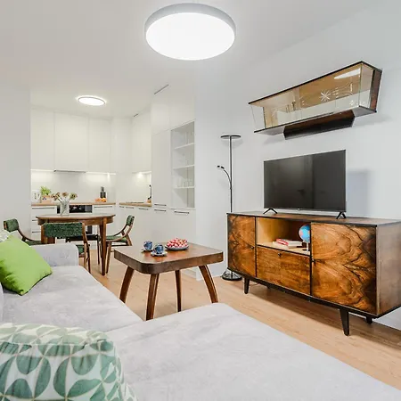Shortstaypoland Jagiellonska B70 Appartement