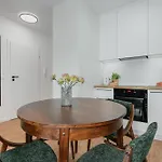 Apartment Shortstaypoland Jagiellonska B70 Warschau