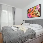 Apartment Shortstaypoland Jagiellonska B70 Warschau
